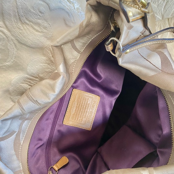 Coach brown and gold signature handbag • - Picture 4 of 6